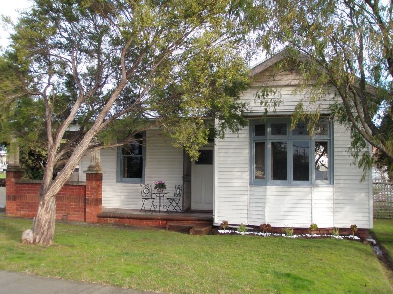 2 Jennings Street, Colac VIC 3250