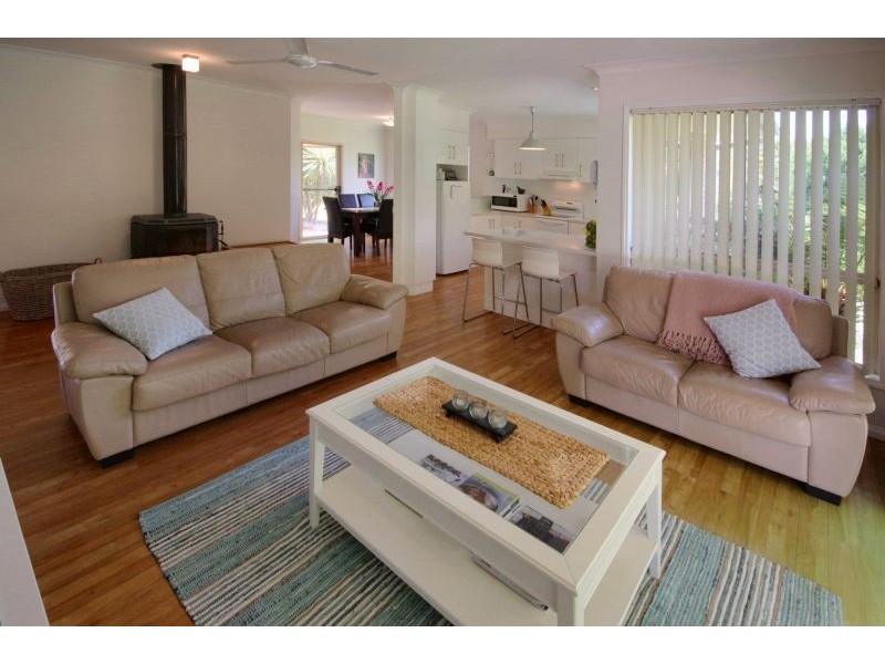 89 Bakker Dr, Bonville NSW 2441