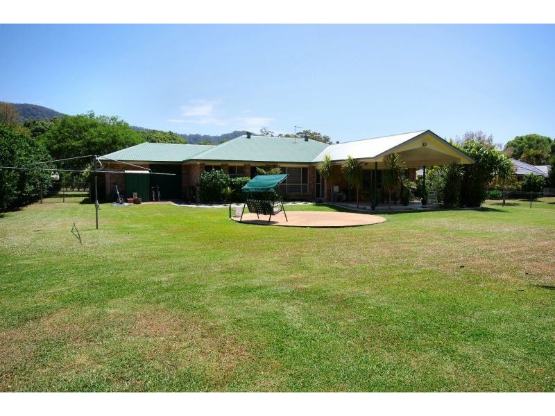 89 Bakker Dr, Bonville NSW 2441