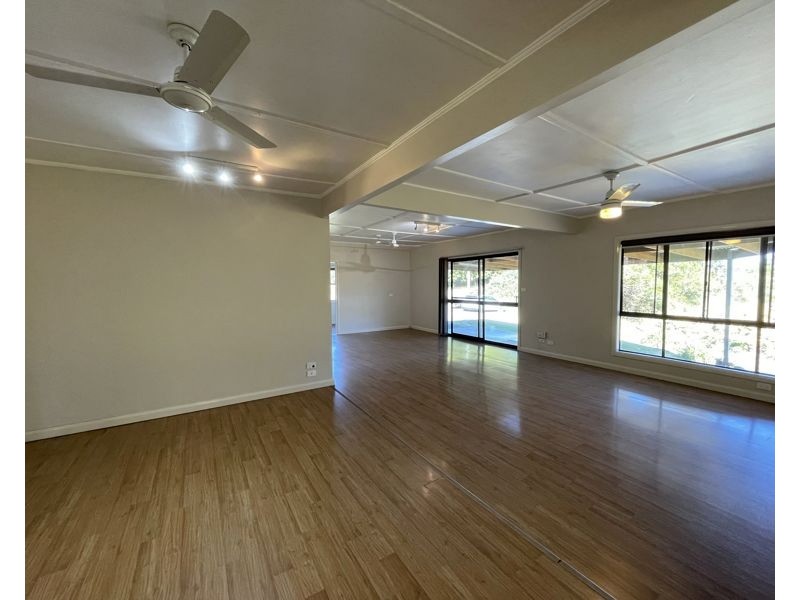 282 Pine Creek Way, Bonville NSW 2441