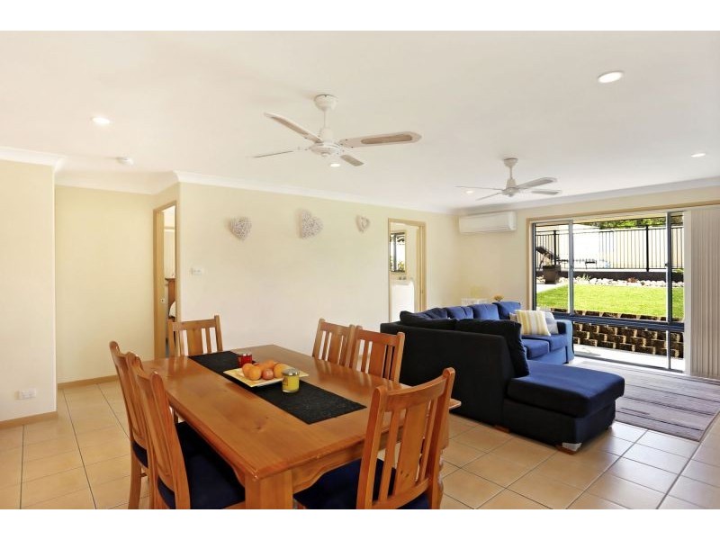 16 Celeste Pl, Bonville NSW 2441