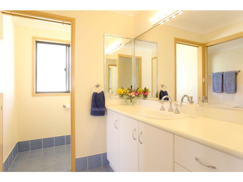 16 Celeste Pl, Bonville NSW 2441