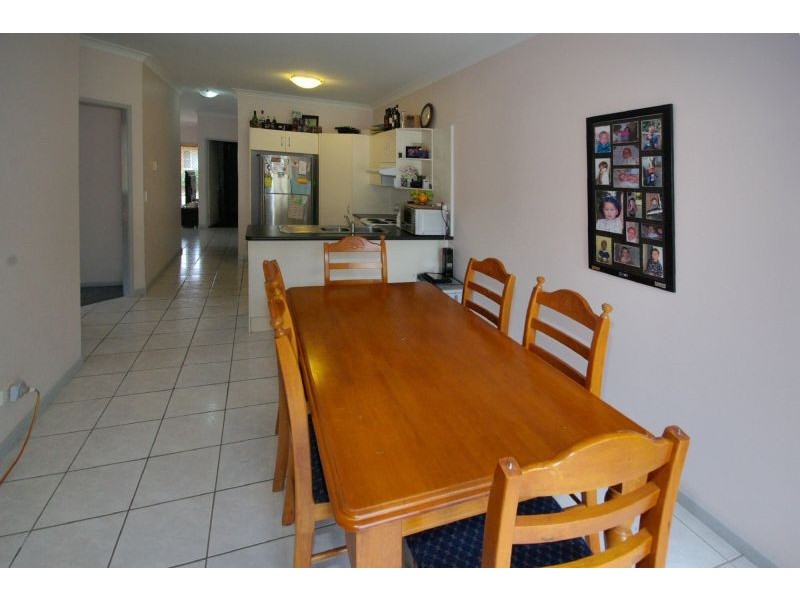 2/25-27 Wybalena Crescent, Toormina NSW 2452