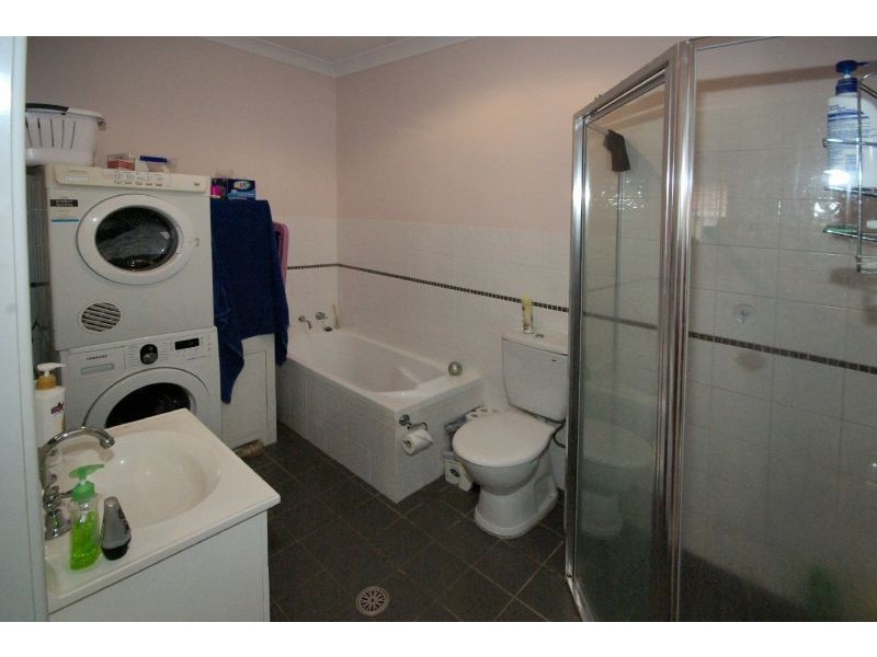 2/25-27 Wybalena Crescent, Toormina NSW 2452