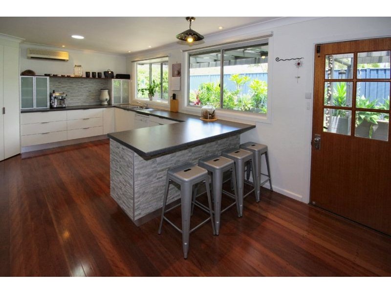 6 Lake Breeze Lane, Emerald Beach NSW 2456