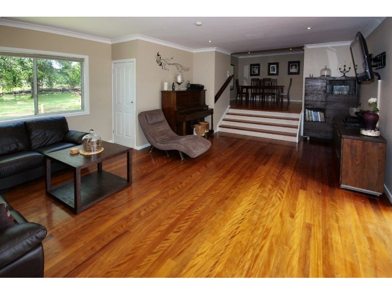 6 Lake Breeze Lane, Emerald Beach NSW 2456