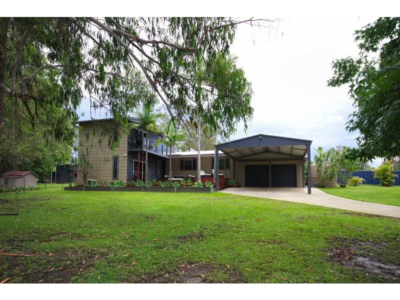 6 Lake Breeze Lane, Emerald Beach NSW 2456