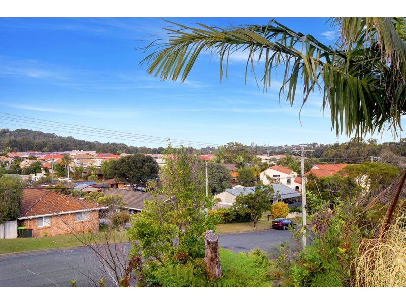 1/6 Wybalena Crescent, Toormina NSW 2452