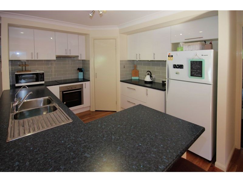 10 Berkeley Dr, Bonville NSW 2441