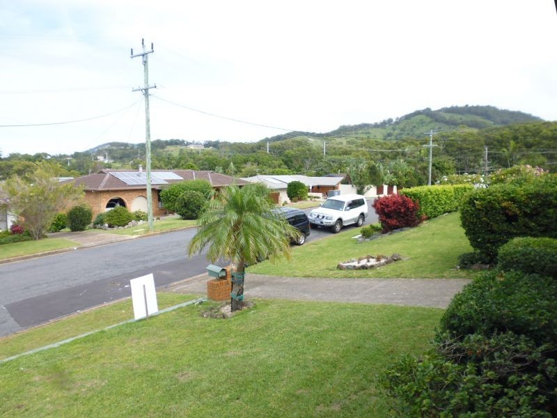 9 Canomie St, Sapphire Beach NSW 2450