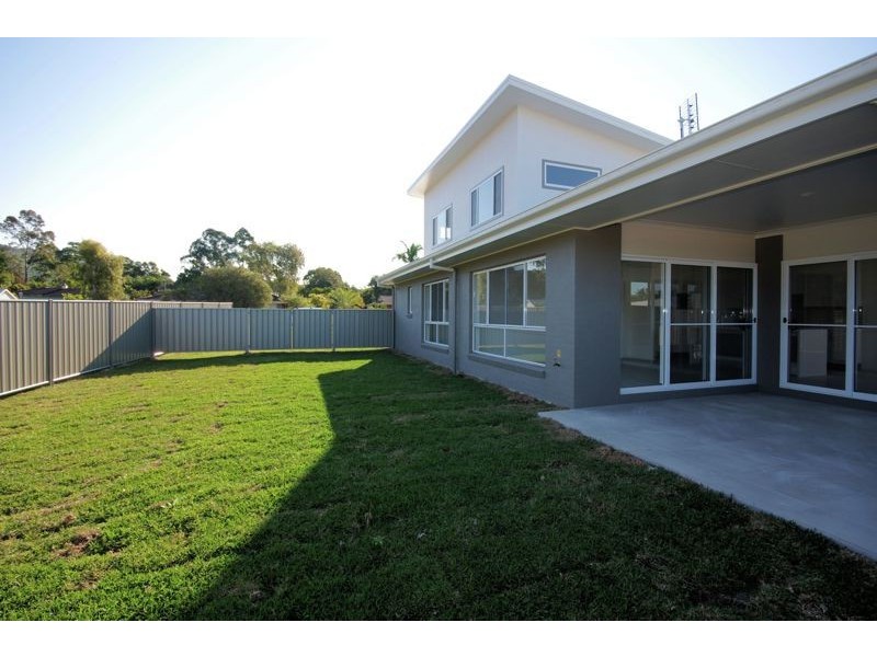 35 Loaders Lane, Coffs Harbour NSW 2450
