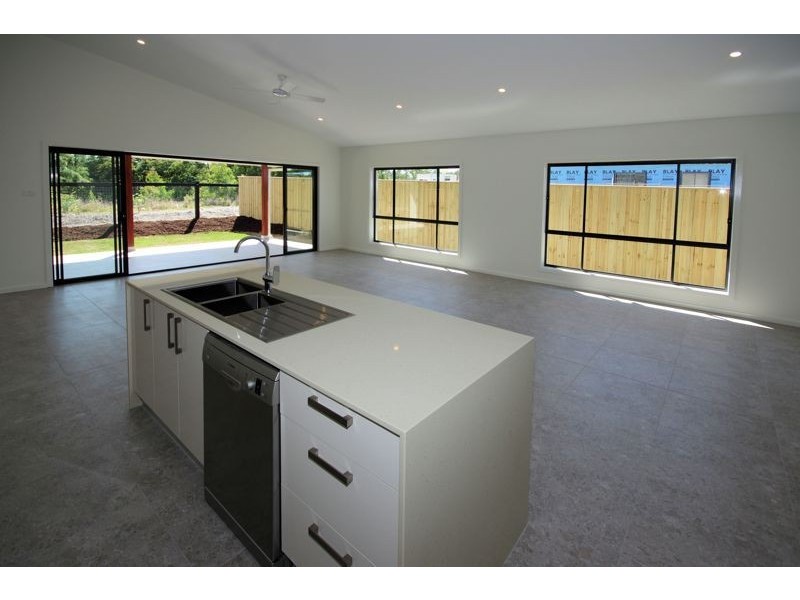 15 Water Gum Close, Sapphire Beach NSW 2450