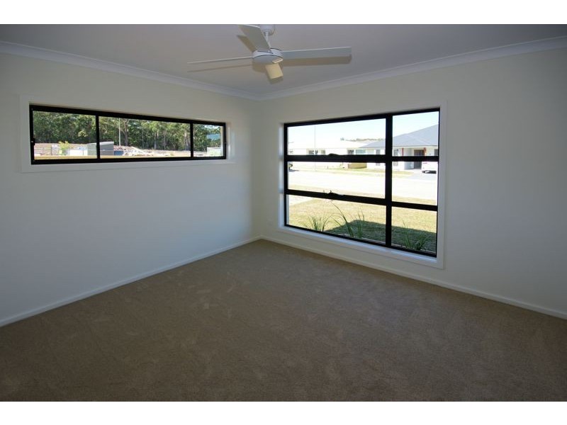 15 Water Gum Close, Sapphire Beach NSW 2450