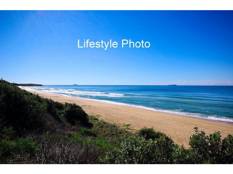 15 Water Gum Close, Sapphire Beach NSW 2450