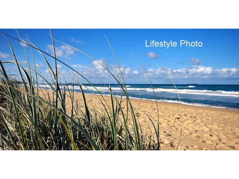 15 Water Gum Close, Sapphire Beach NSW 2450