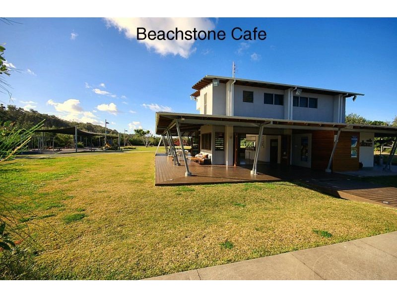 18 Water Gum Close, Sapphire Beach NSW 2450