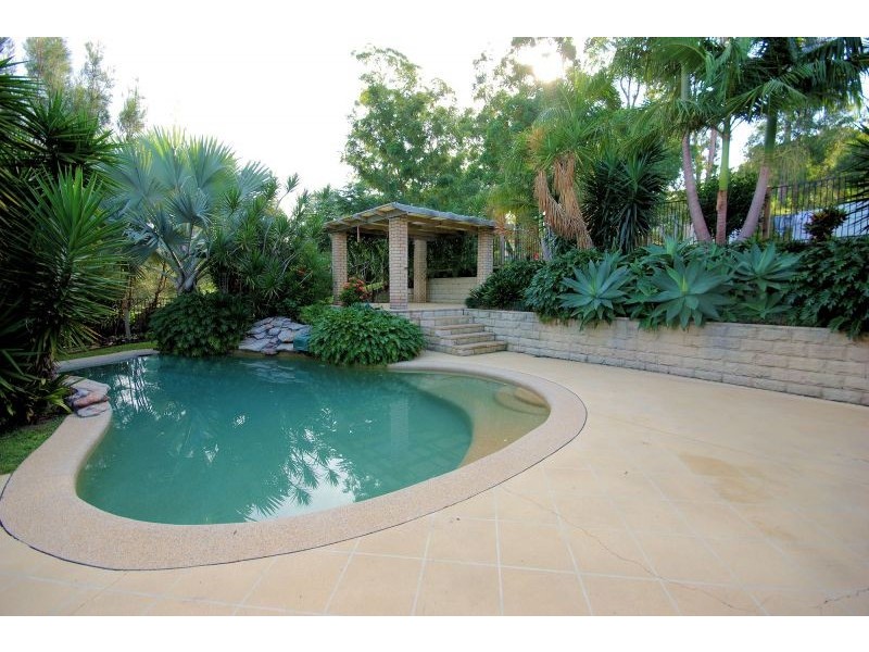 17 Topaz Drive, Emerald Beach NSW 2456