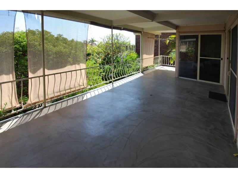 15 Ocean View Crescent, Emerald Beach NSW 2456