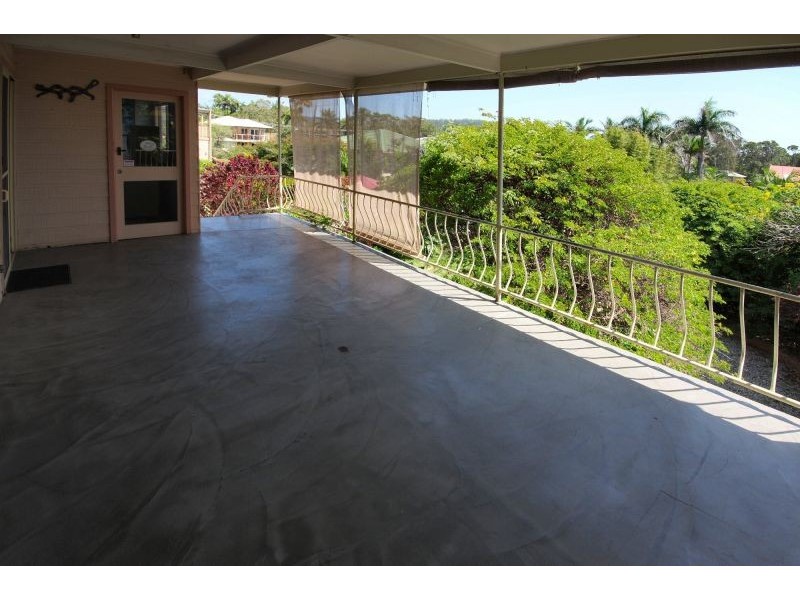 15 Ocean View Crescent, Emerald Beach NSW 2456