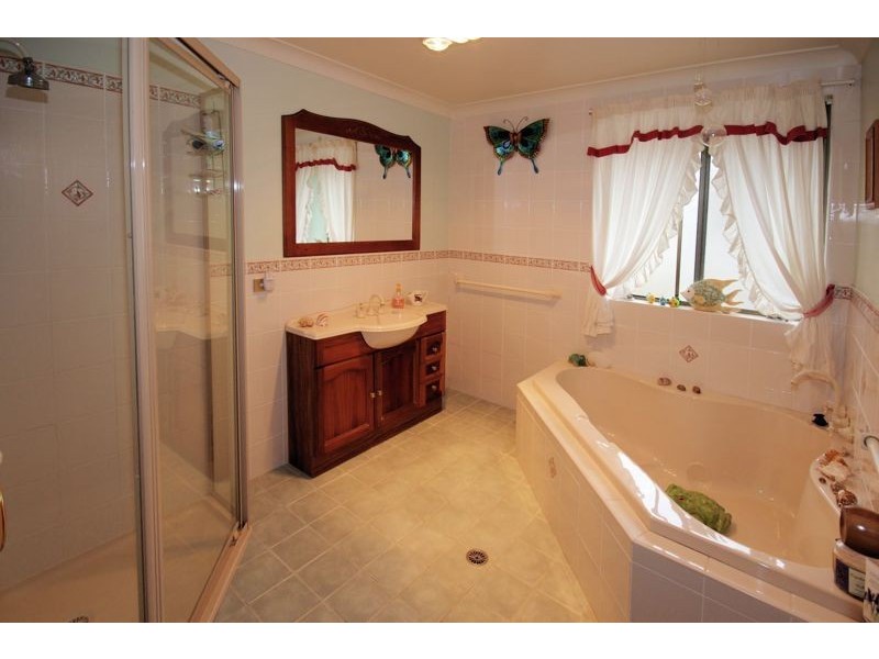 38 Linden Ave, Toormina NSW 2452