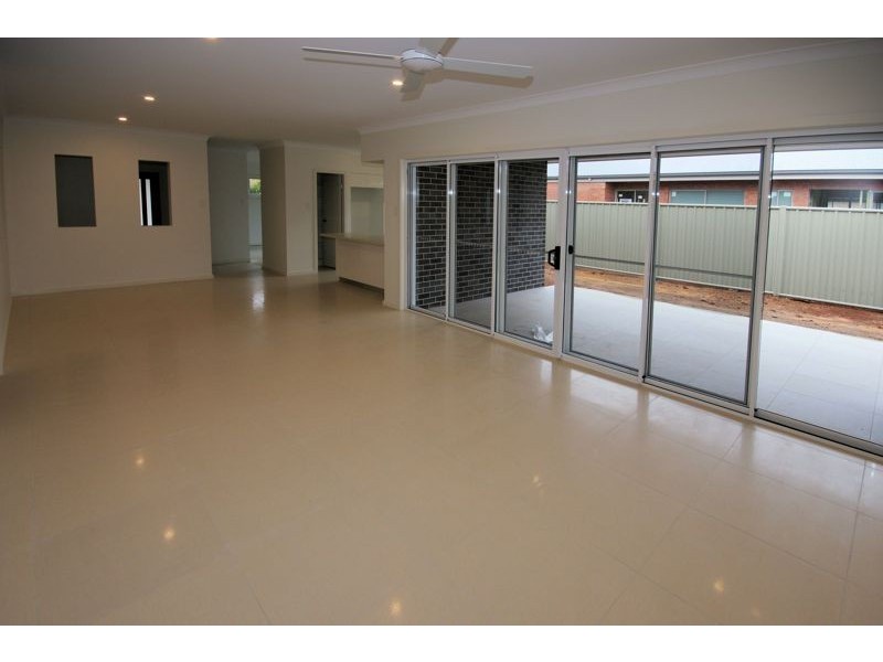 45 Loaders Lane, Coffs Harbour NSW 2450