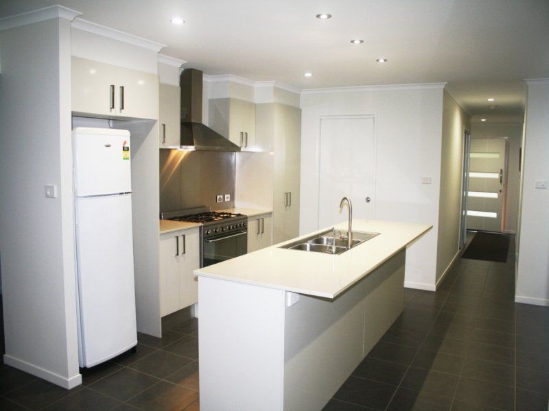 17 Berkeley Drive, Bonville NSW 2441