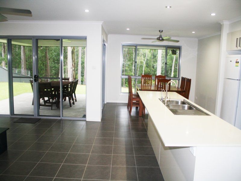 17 Berkeley Drive, Bonville NSW 2441