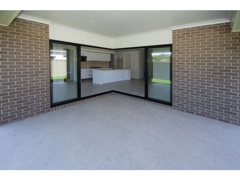 49 Loaders Lane, Coffs Harbour NSW 2450