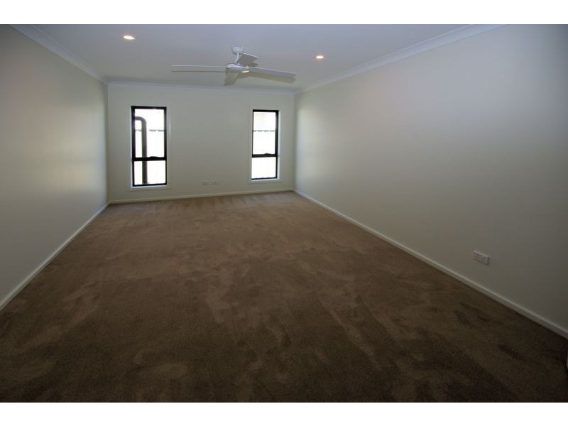 49 Loaders Lane, Coffs Harbour NSW 2450
