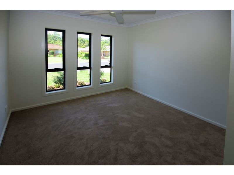 49 Loaders Lane, Coffs Harbour NSW 2450