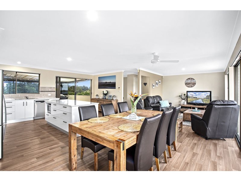 11 Jemalong Cres, Toormina NSW 2452