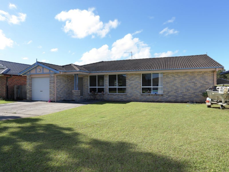 14 Fleming Cl, Coffs Harbour NSW 2450