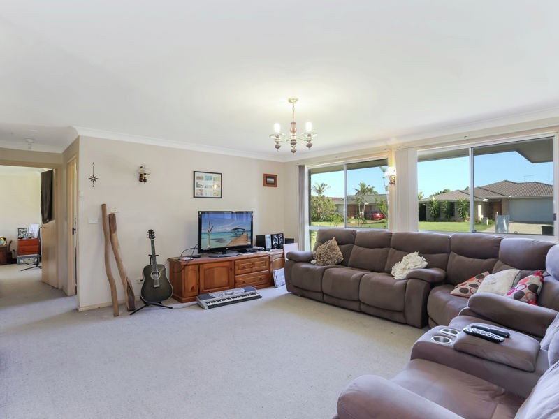 14 Fleming Cl, Coffs Harbour NSW 2450