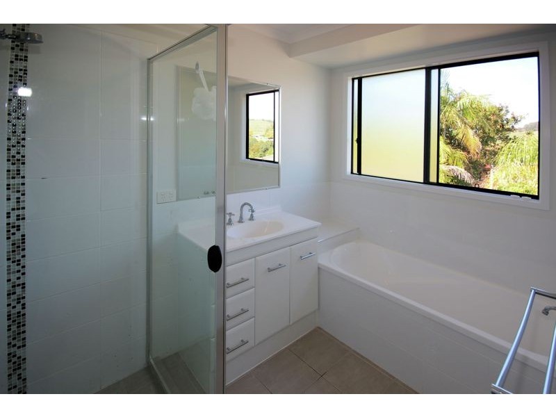 9 Lyle Campbell Street, Coffs Harbour NSW 2450