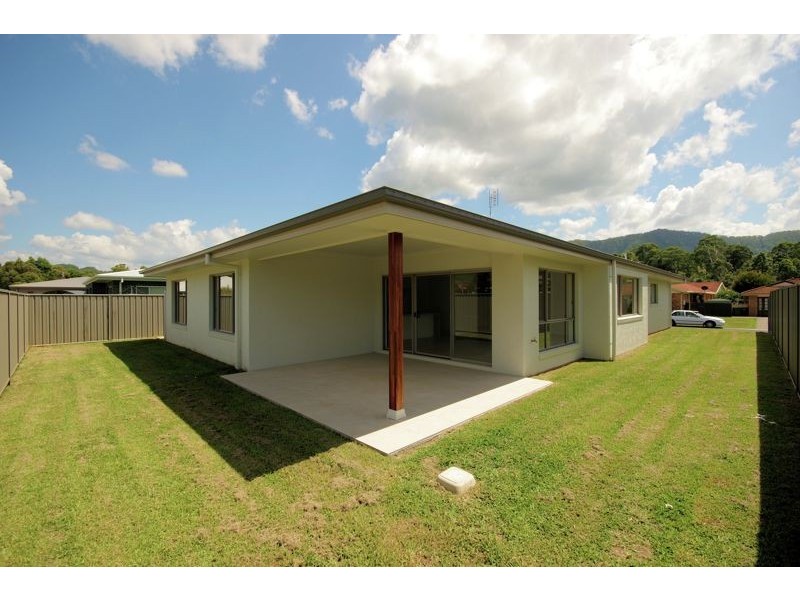47 Loaders Lane, Coffs Harbour NSW 2450