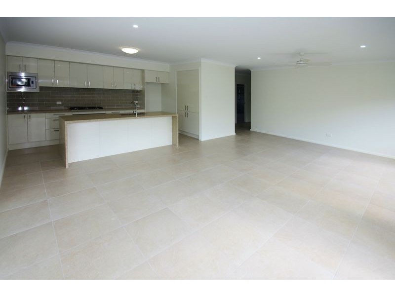 47 Loaders Lane, Coffs Harbour NSW 2450