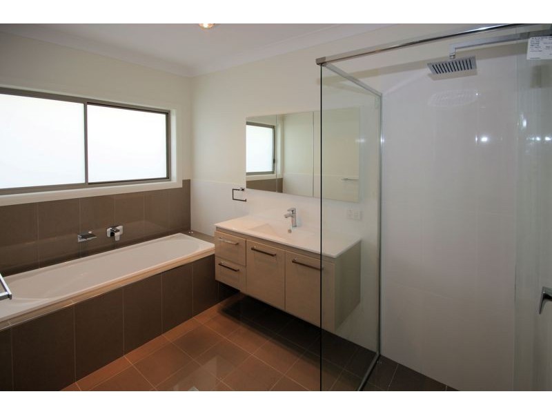 47 Loaders Lane, Coffs Harbour NSW 2450