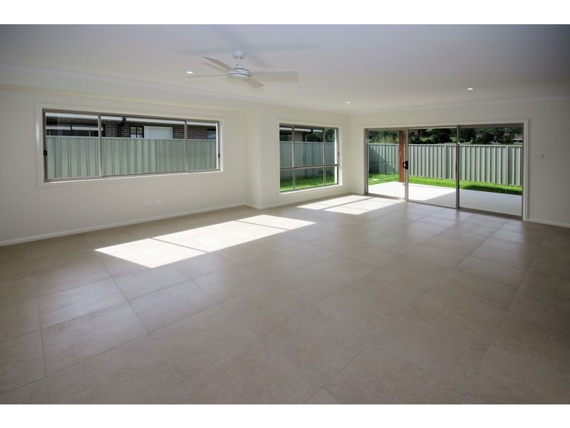 47 Loaders Lane, Coffs Harbour NSW 2450