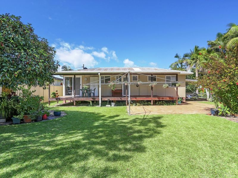 61 Sixteenth Ave, Sawtell NSW 2452