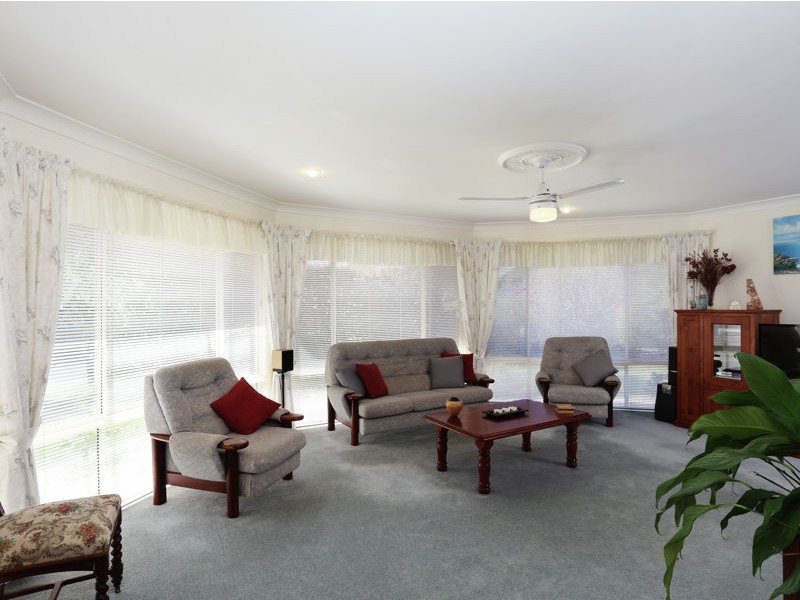 91 Faviell Dr, Bonville NSW 2441