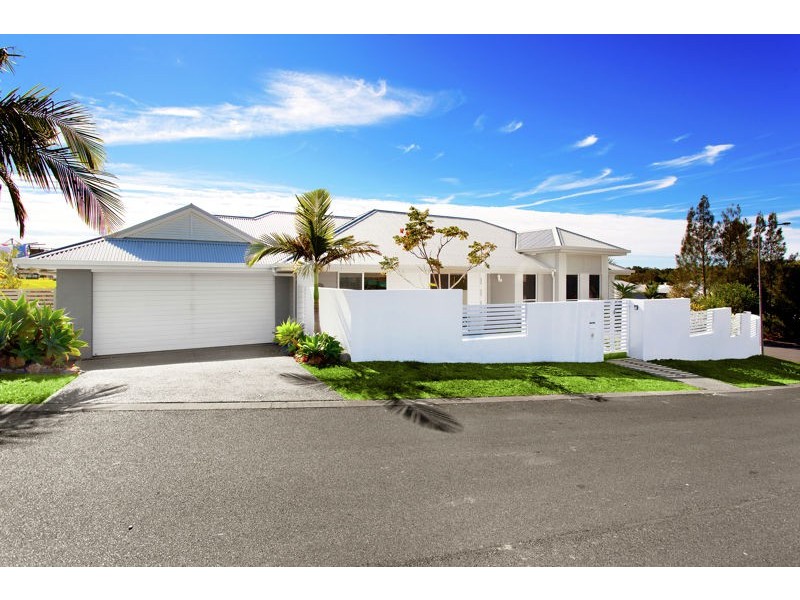 24 Island Road, Sapphire Beach NSW 2450