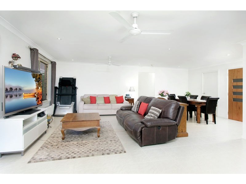 10 Moreton Bay Ave, Coffs Harbour NSW 2450