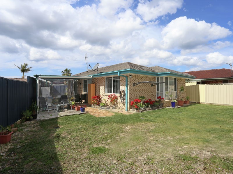 22 Fleming Cl, Coffs Harbour NSW 2450