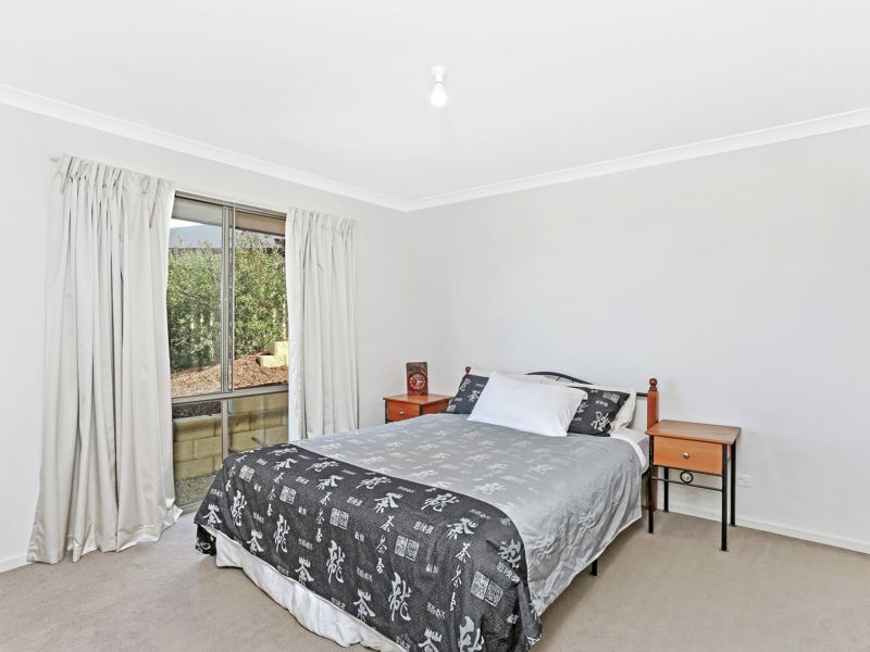 8 Ewings Cl, Coffs Harbour NSW 2450