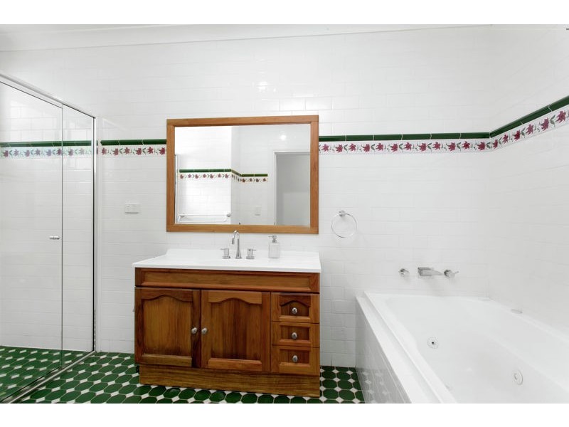 1 Diggers Headland Pl, Coffs Harbour NSW 2450