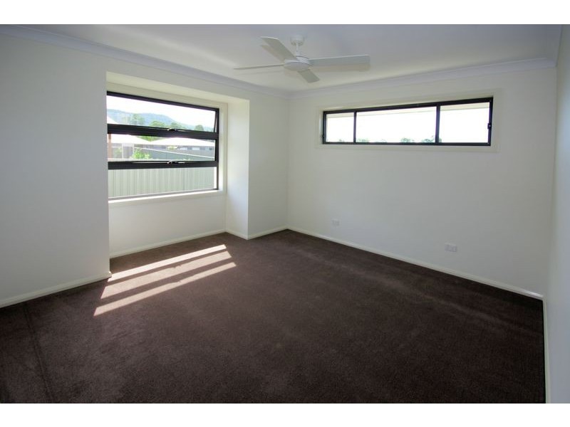 33 Loaders Lane, Coffs Harbour NSW 2450