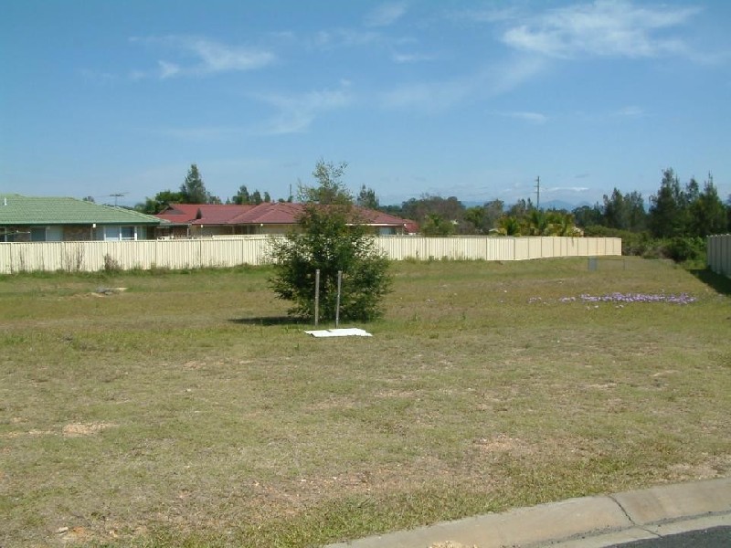 8 Lake Drive, Urunga NSW 2455