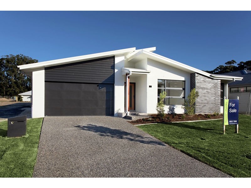 21 Red Gum Cir, Sapphire Beach NSW 2450