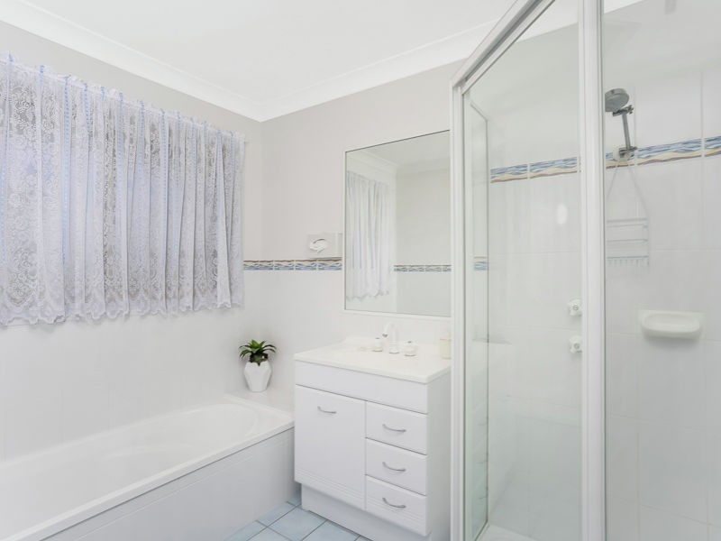 30 Azalea Ave, Coffs Harbour NSW 2450