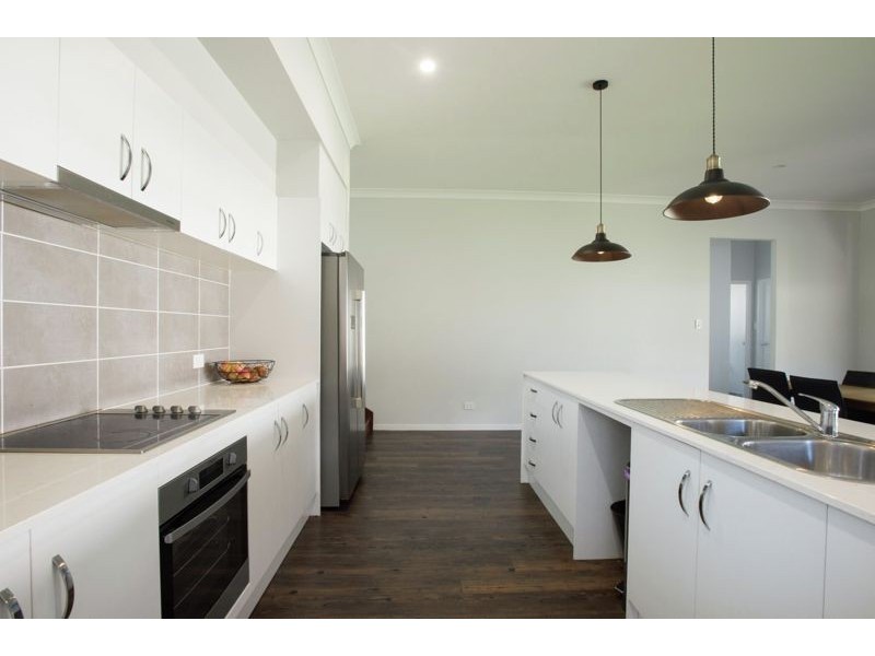 9 Banyo Close, Bonville NSW 2441